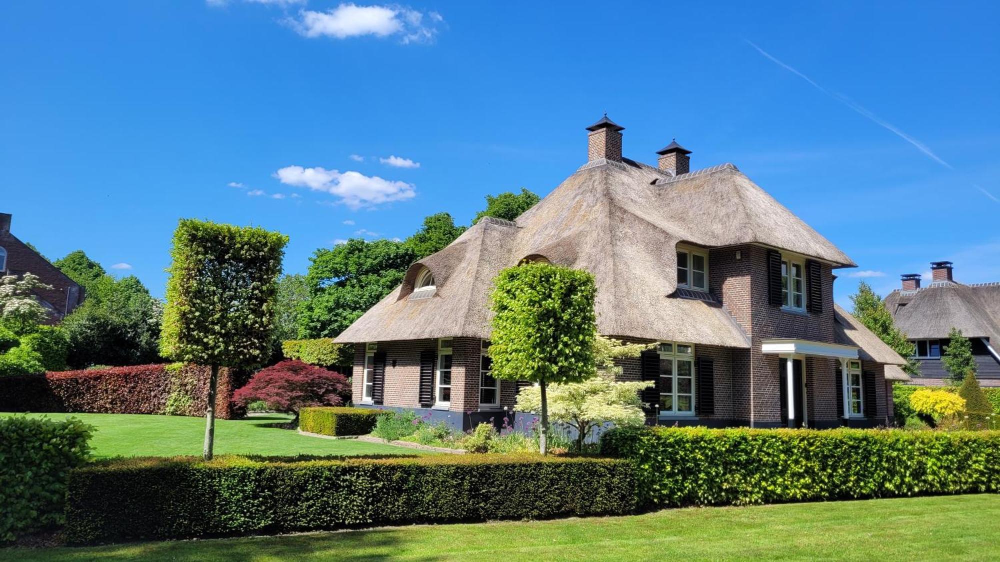 Bnb Overloon Bagian luar foto